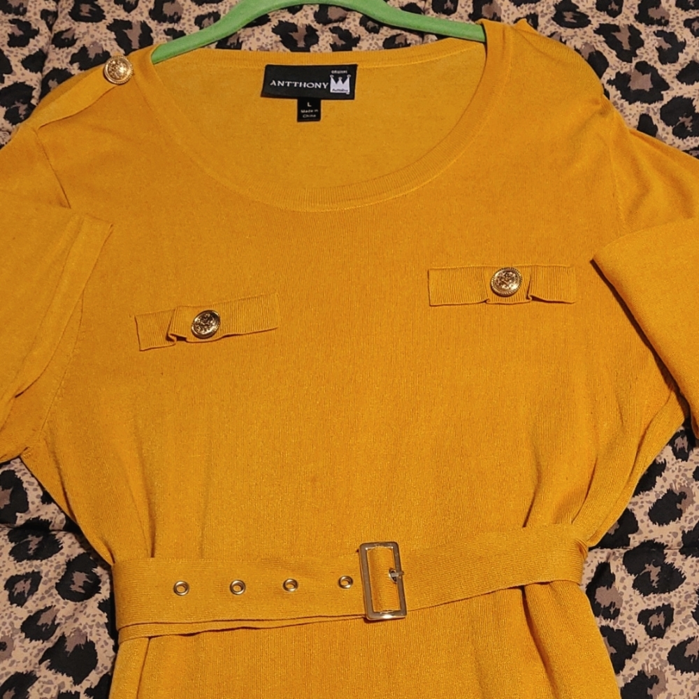 Dress - Picture 6 of 6